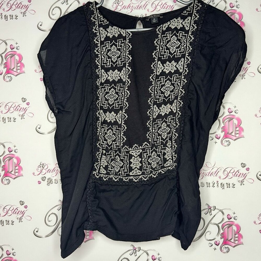 Lucky brand tshirt top blouse boho ruffle frill cinched crochet pattern tribal